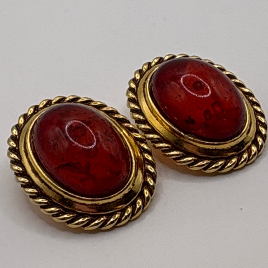 Ben-Amun Gold Rope And Rich Red Oval Clip On Earrings